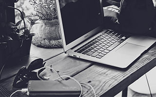 爱游戏体育平台-山东男篮惊险获胜，晋级夺冠，山东男篮惊险获胜,晋级夺冠视频