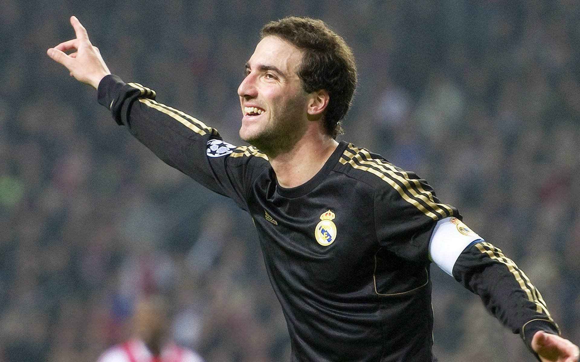 爱游戏app下载-大连一方战胜广州富力，取得胜利，大连一方对广州富力结果